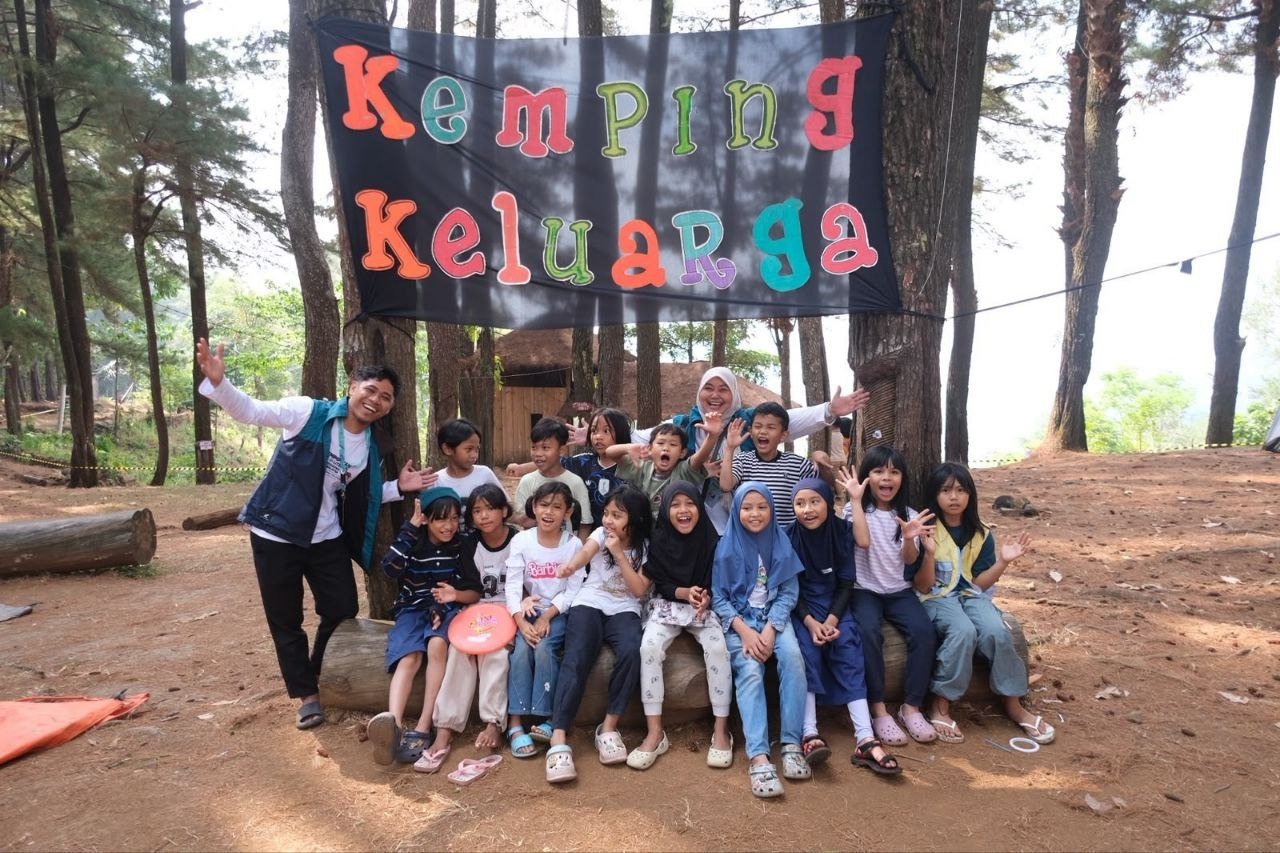 Siswa Rumah Sekolah Cendekia belajar dengan gembira